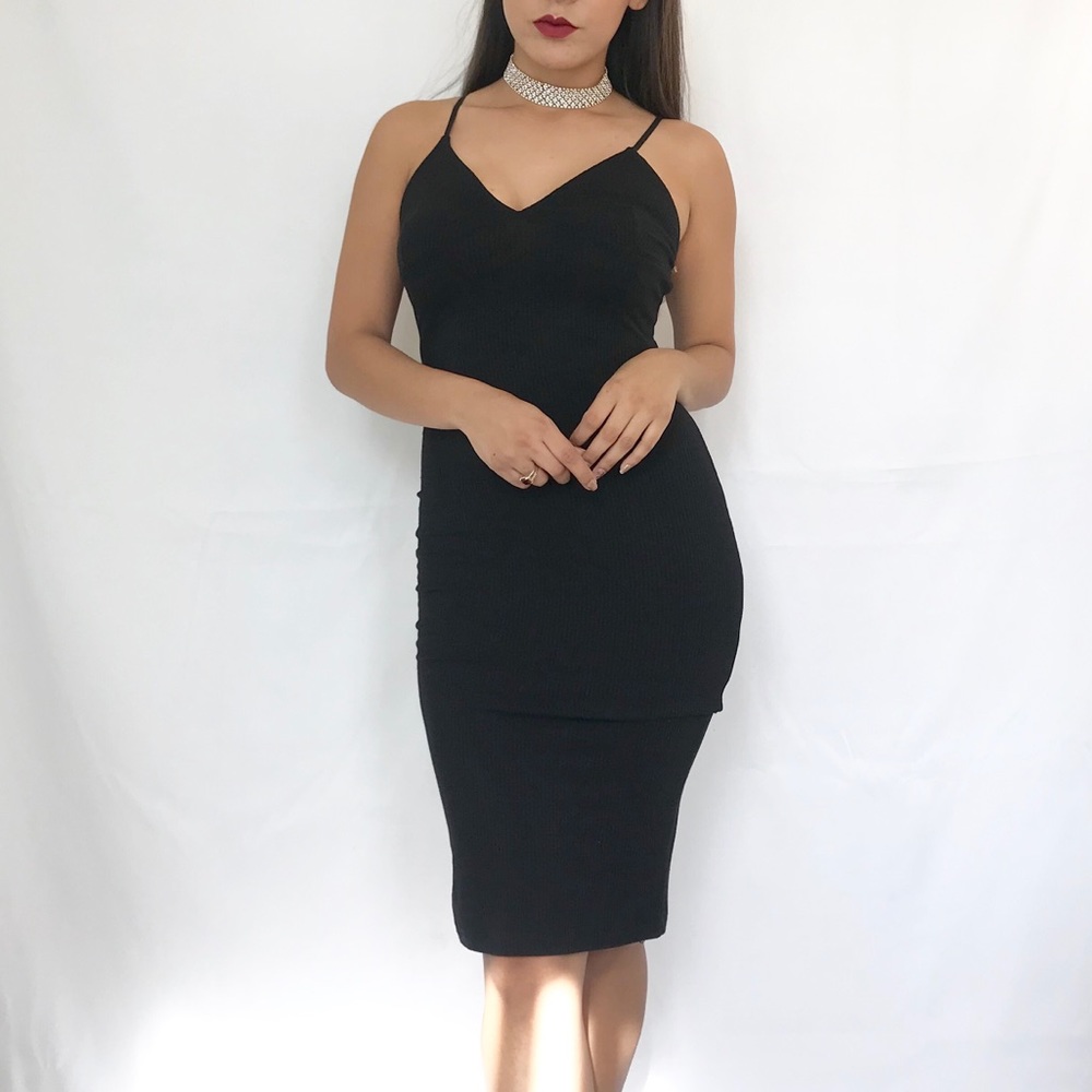 🖤🖤• Ribbed Midi Dress • - Picture 5 of 6